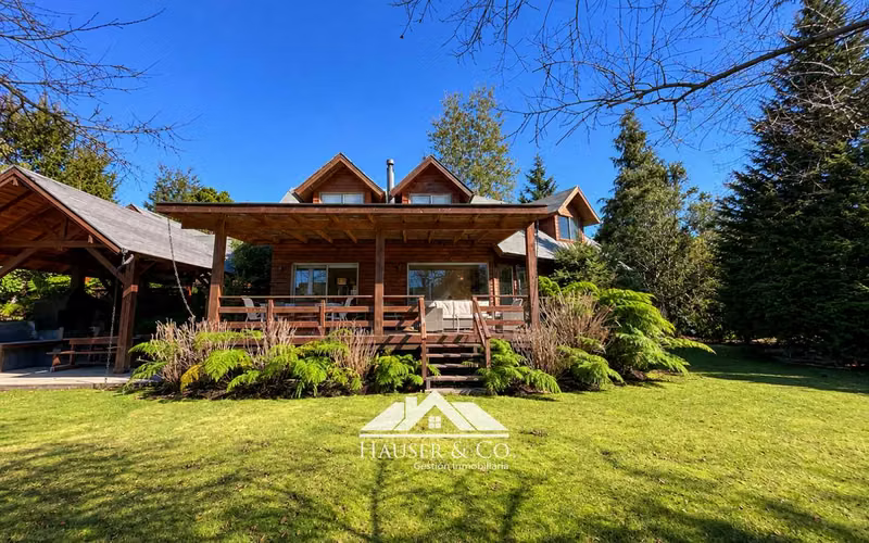Casa en La Puntilla Villarrica acceso a lago y playa 10 pers