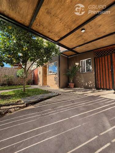 Casa en venta en Villa Hermanos Maristas Los Andes. 3D-2B