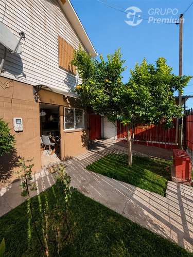 Casa en venta en Villa Hermanos Maristas Los Andes. 3D-2B
