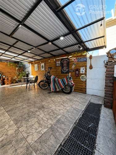 Casa en venta en Villa Hermanos Maristas Los Andes. 3D-2B