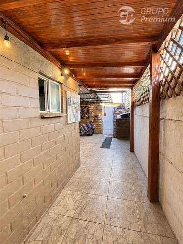 Casa en venta en Villa Hermanos Maristas Los Andes. 3D-2B