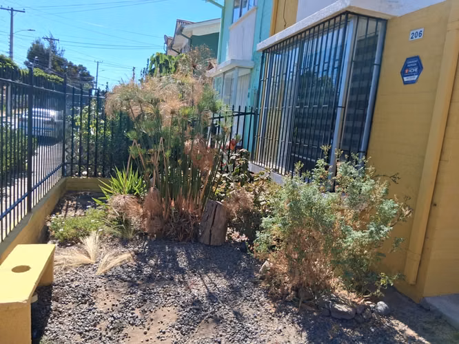 Casa Renovada en Arriendo|2 Dormitorios Viñedos de