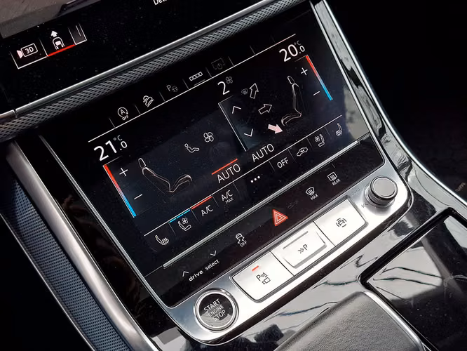 AUDI Q7 2023