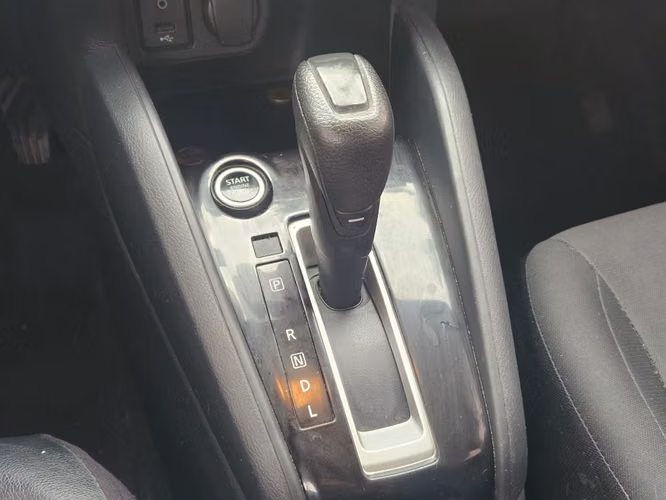 Nissan Versa 1.6 SENSE 4X2 CVT AT 4P 2022 - Imagen 18