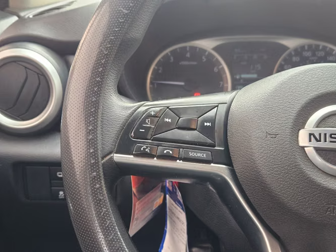 Nissan Versa 1.6 SENSE 4X2 CVT AT 4P 2022 - Imagen 13