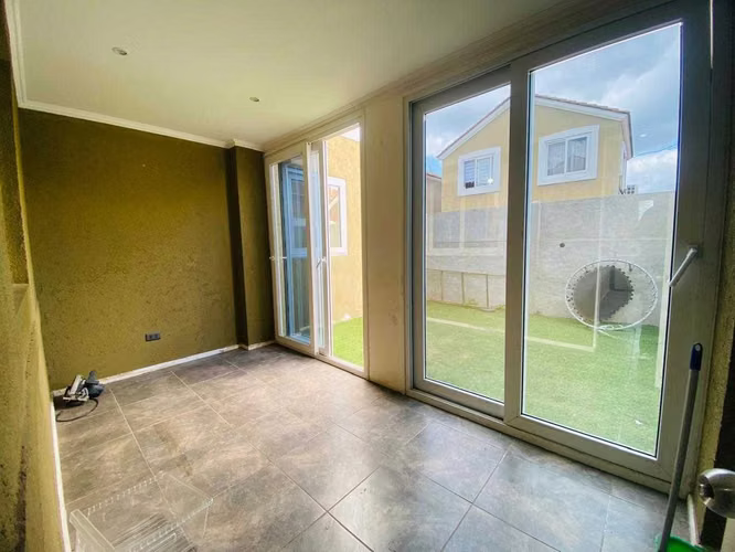 BARRIO LOS CIRUELOS 4D 2B  (110111)