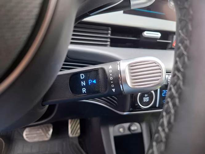 HYUNDAI IONIQ 2023