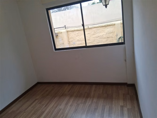 Casa en arriendo de 3 dorm. en Las Condes