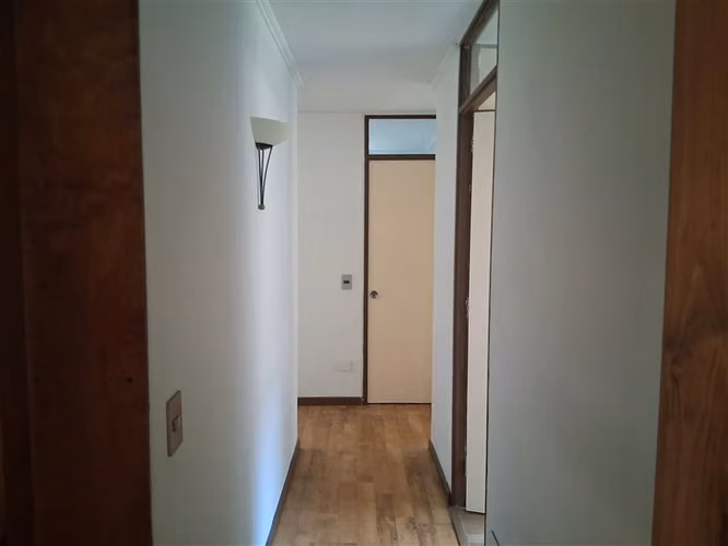 Casa en arriendo de 3 dorm. en Las Condes