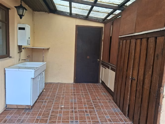 Casa en arriendo de 3 dorm. en Las Condes