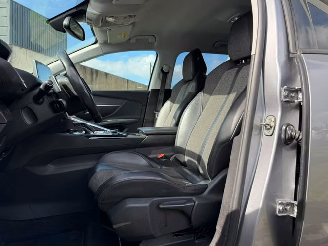 Peugeot 5008 1.6 ALLURE E-HDI DIESEL 4X2 AT 5P 2018 - Imagen 19