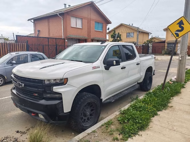 Chevrolet New Silverado Trailboss 5.3