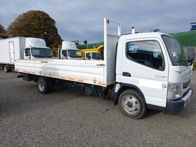 MITSUBISHI FUSO CANTER 915