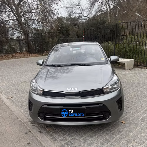 KIA SOLUTO 1.4 LX 4X2 MT