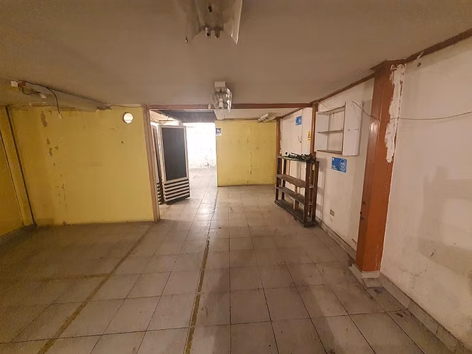 SE ARRIENDA AMPLIA Y EQUIPADA BODEGA EN BARRIO FRANKLIN