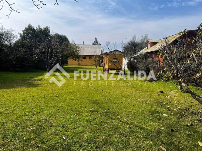 Casa vendo 4D 3B Quincho Jardín Formado en El Monte
