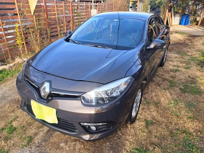 Renault modelo Fluence año 2016
