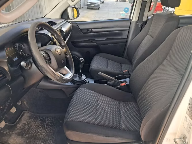 TOYOTA HILUX 2021