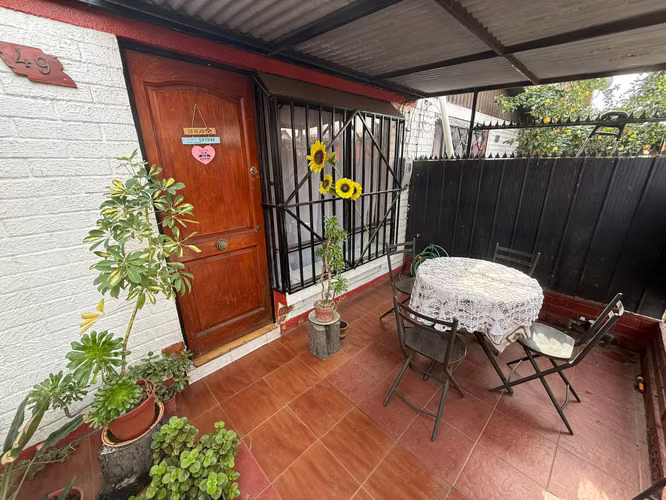 Casa de 1 piso sólida.