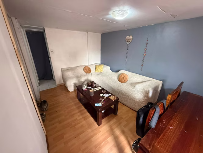 Casa de 1 piso sólida.