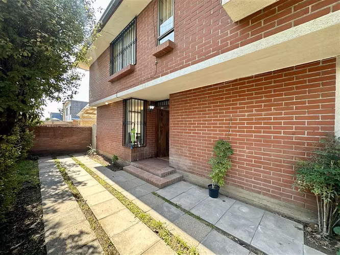 Casa en venta en Peñalolén - Imagen 2