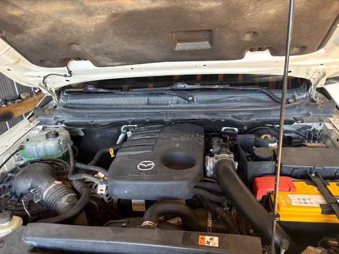 Mazda bt-50 Automática