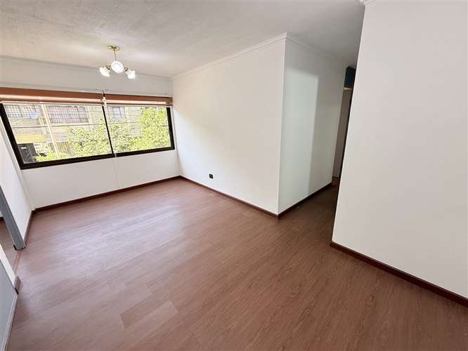 Departamento en venta de 3 dorm. en Peñalolén - Imagen 2