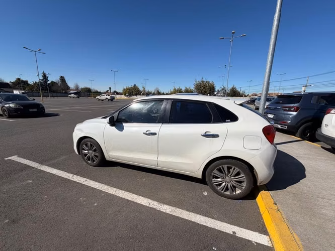 Suzuki Baleno 2019, GLX - Imagen 2