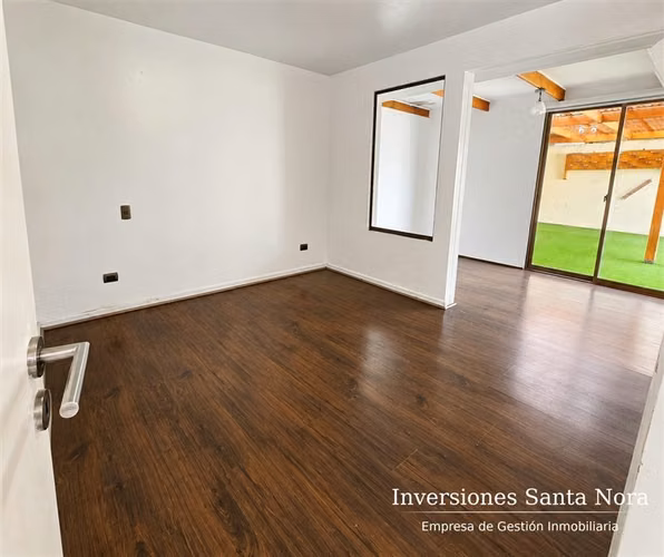 Casa en arriendo de 3 dorm. en San Joaquin