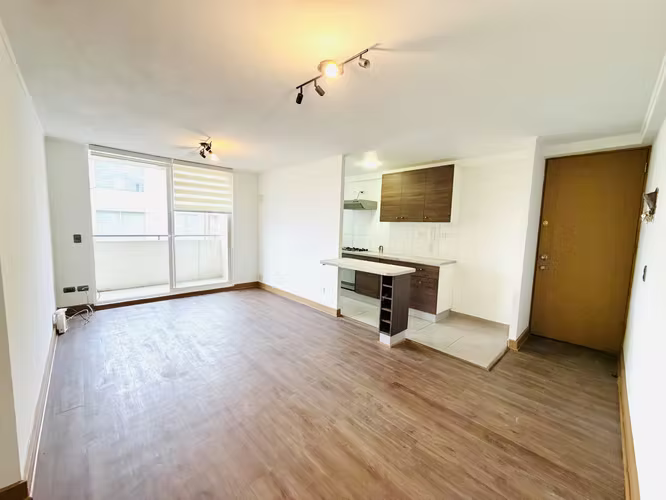 Departamento en Arriendo, Condominio Puertas del Lago 3D / 1B / 1E