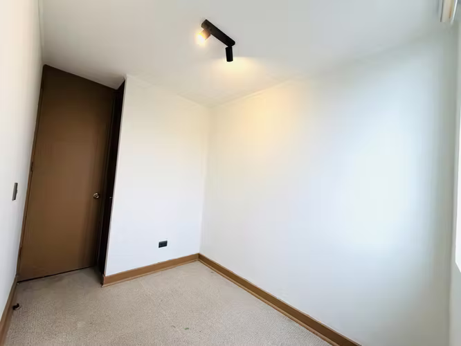 Departamento en Arriendo, Condominio Puertas del Lago 3D / 1B / 1E