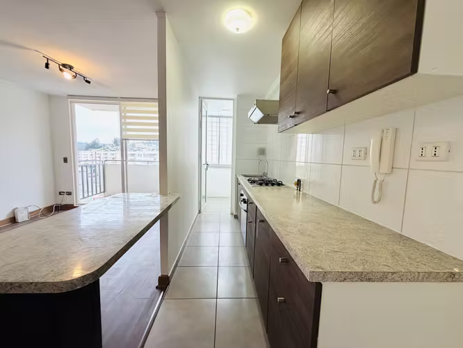 Departamento en Arriendo, Condominio Puertas del Lago 3D / 1B / 1E