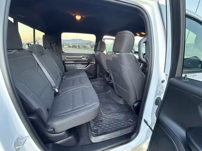 RAM 1500 BIG HORN 3.6 V6 4X4 | AÑO 2020 EQUIPADA