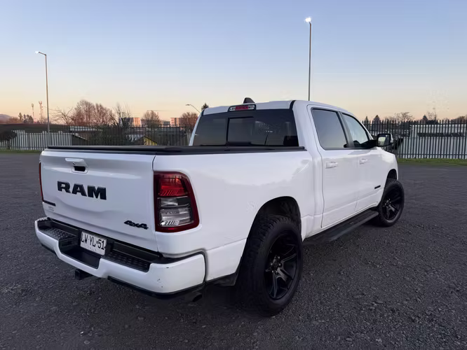 RAM 1500 BIG HORN 3.6 V6 4X4 | AÑO 2020 EQUIPADA