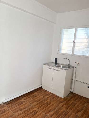  ARRIENDO PARA USO HABITACIONAL O COMERCIAL, EXCELENTE UBICACIÓN.