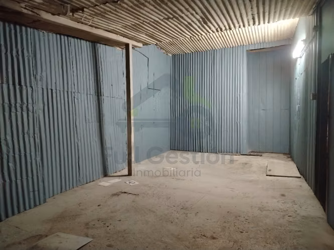 ARRIENDO - Bodega a minutos del Centro de la Ciudad