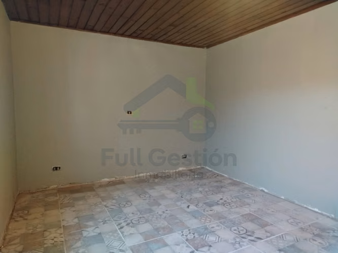 ARRIENDO - Bodega a minutos del Centro de la Ciudad