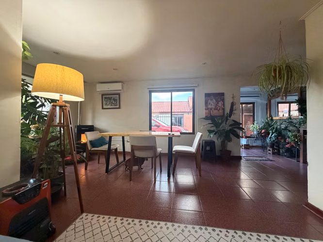 VENDEMOS CASA DE 1 PISO  EN VILLA EMMANUEL