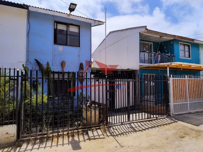 CASA DOS PISOS, 2HAB 1BAÑ, COQUIMBO