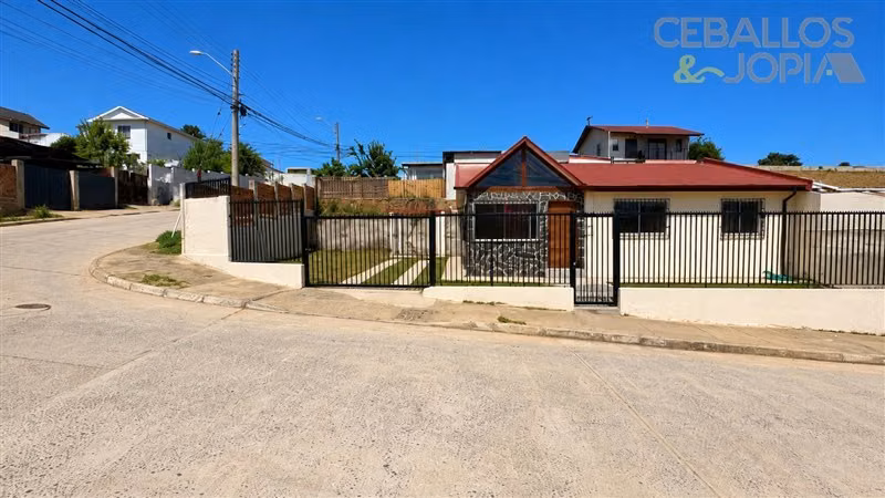 Casa en venta de 3 dorm. en Quilpué