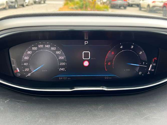 PEUGEOT 5008 GT LINE BLUE HDI 1.5 2021 - Imagen 13