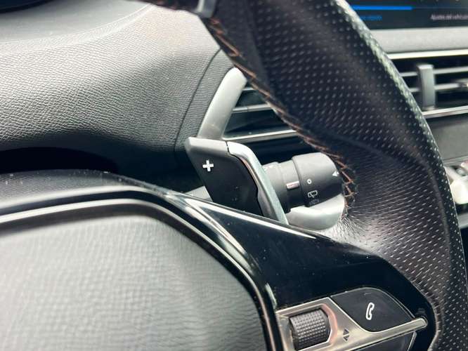 PEUGEOT 5008 GT LINE BLUE HDI 1.5 2021 - Imagen 14