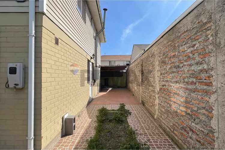 Haz tuya esta casa de 5d+3b en el rosal de maipú!