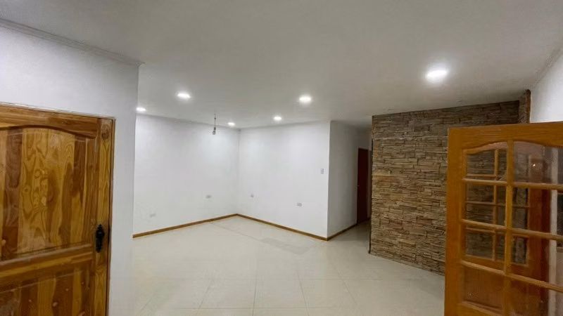 SE VENDE COPIAPO HERMOSA CASA SIN MUEBLES EN SECTOR JUMBITO