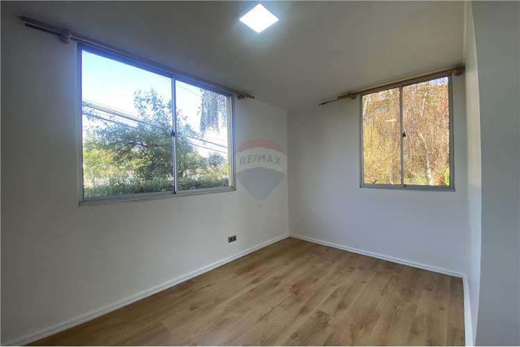 Dpto. acogedor con estacionamiento y terraza