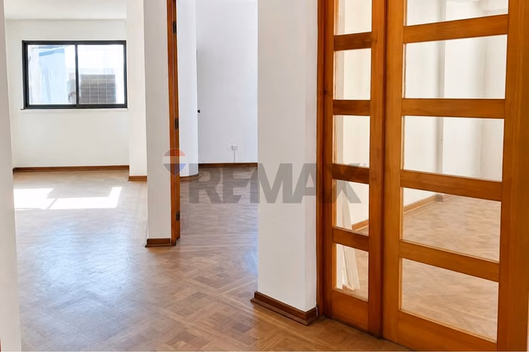 Amplia propiedad  189 m² en bellas artes - Imagen 1