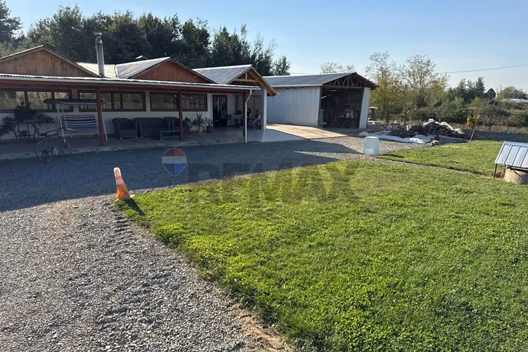 Casa de campo con terreno agrícola de 2,5 ha - Imagen 19