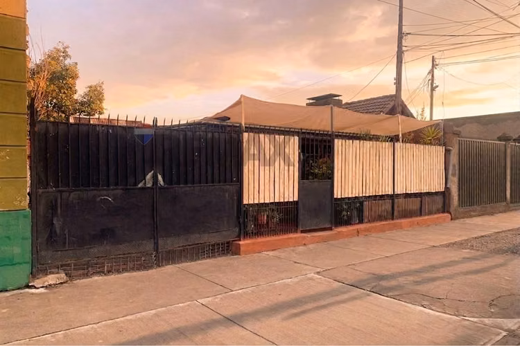 Casa para reconstruir 415 m² | quinta normal
