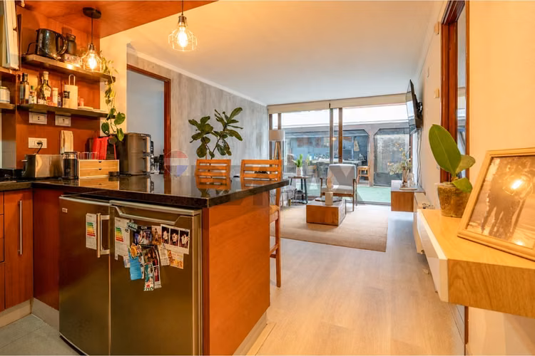 Exclusivo departamento con patio privado