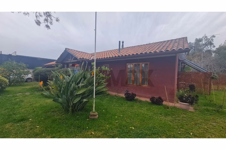 Casa en arriendo en centro de buin